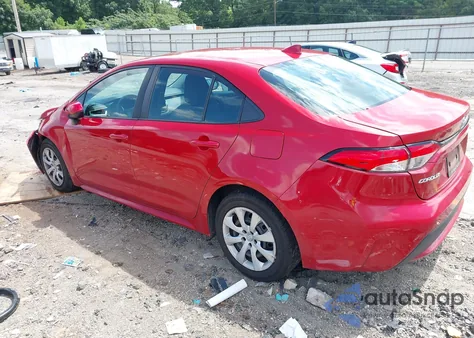 2021 Toyota Corolla Le z USA, uszkodzony, nr VIN 5YFEPMAE8MP239178